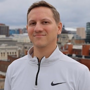 Nate Mink headshot