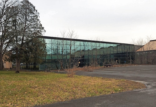 The former O’Brien & Gere building at 547 E. Genesee St. in Fayetteville. The site will become home to a supermarket.    Elizabeth Doran  edoran@syracuse.com