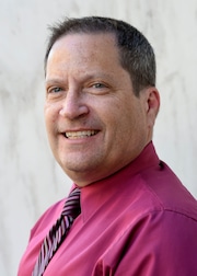 Lindsay Kramer headshot