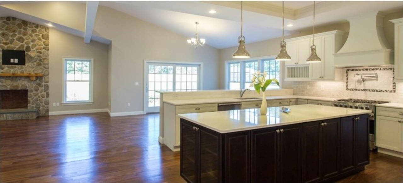 LaFayette Hills Estates interior