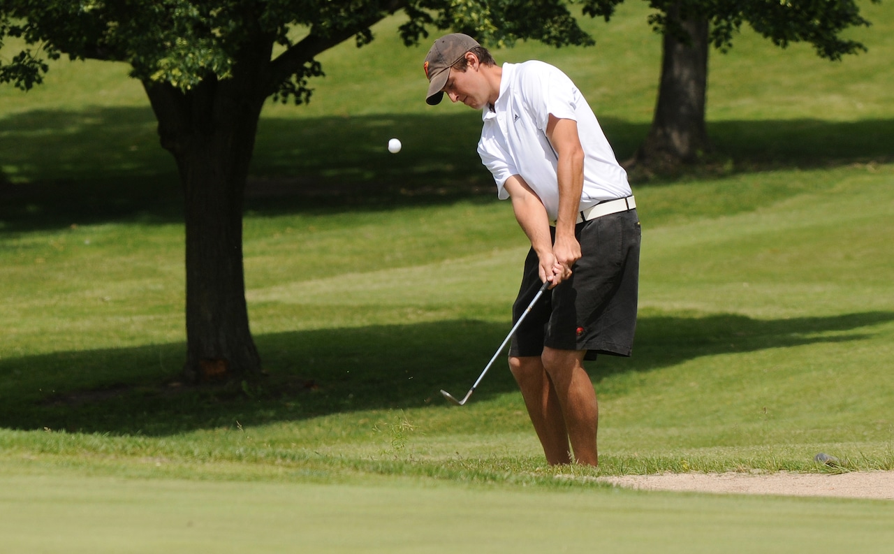 LaFayette Hills golf shot