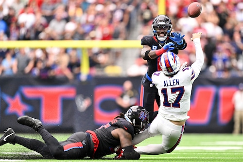 Preview Bills vs. Texans for Thursday Night Football with updated odds, projections, Keon Coleman news, and data-driven predictions from 10,000 Dimers simulations ahead of kickoff at NRG Stadium.