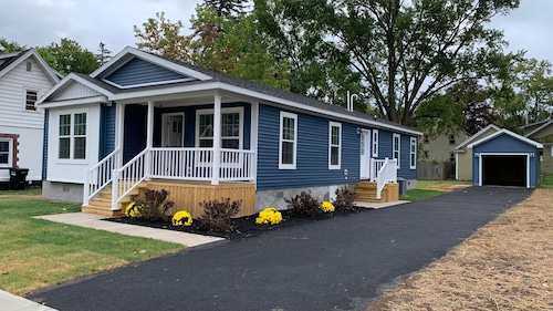 This factory-built home at 139 Maxwell Ave. in Syracuse's Valley neighborhood is on sale by the Greater Syracuse Land Bank for $175,000 as part of New York's MOVE-IN NY program. The 1,500-foot home has three bedrooms and two full bathrooms. (Rick Moriarty | rmoriarty@syracuse.com)