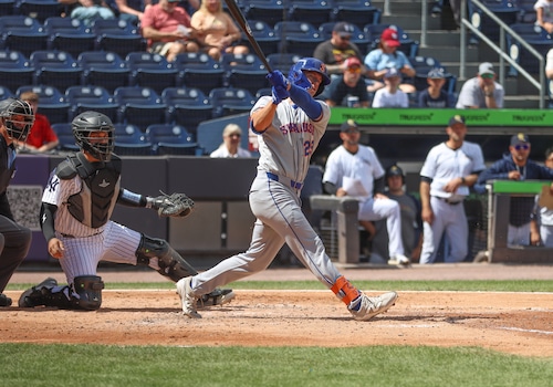 Jared Young homered in Syracuse's 8-2 loss to Scranton/Wilkes-Barre on Thursday.