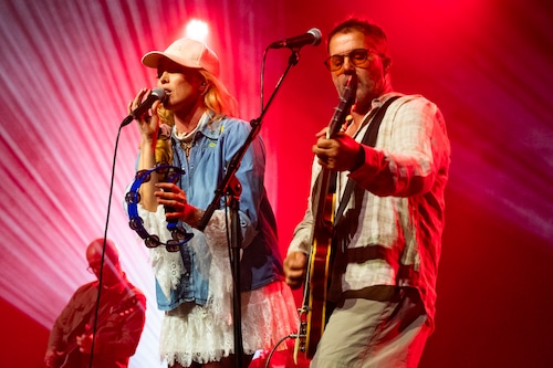 LONDON, ENGLAND - SEPTEMBER 28: Katie White and Jules De Martino of The Ting Tings perform onstage during a concert at Earth Hackney on September 28, 2025 in London, England. (Photo by Lorne Thomson/Redferns)